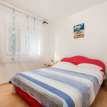 Tatjana 3* Klenovica