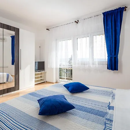 Casa de hóspedes Tatjana 3*