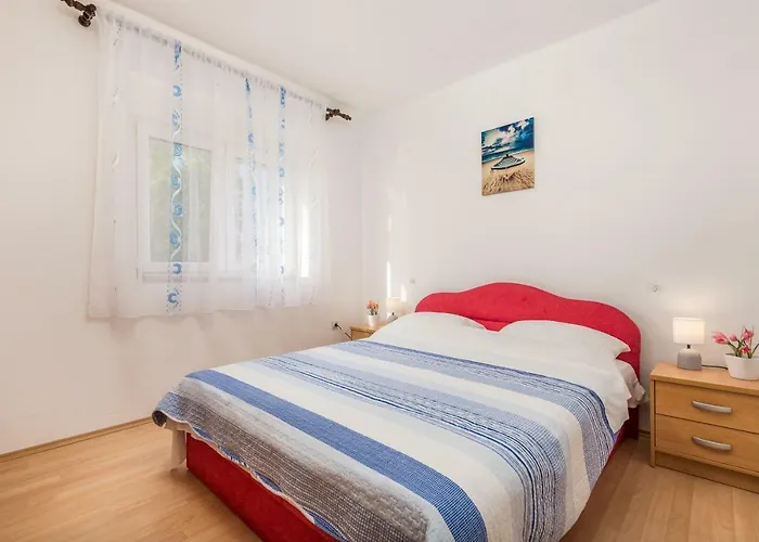 Tatjana 3* Klenovica